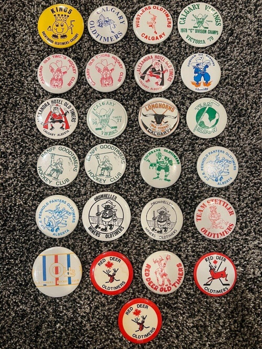VINTAGE ALBERTA OLDTIMERS Hockey Pinback Buttons | Lot of 25 | Collectible